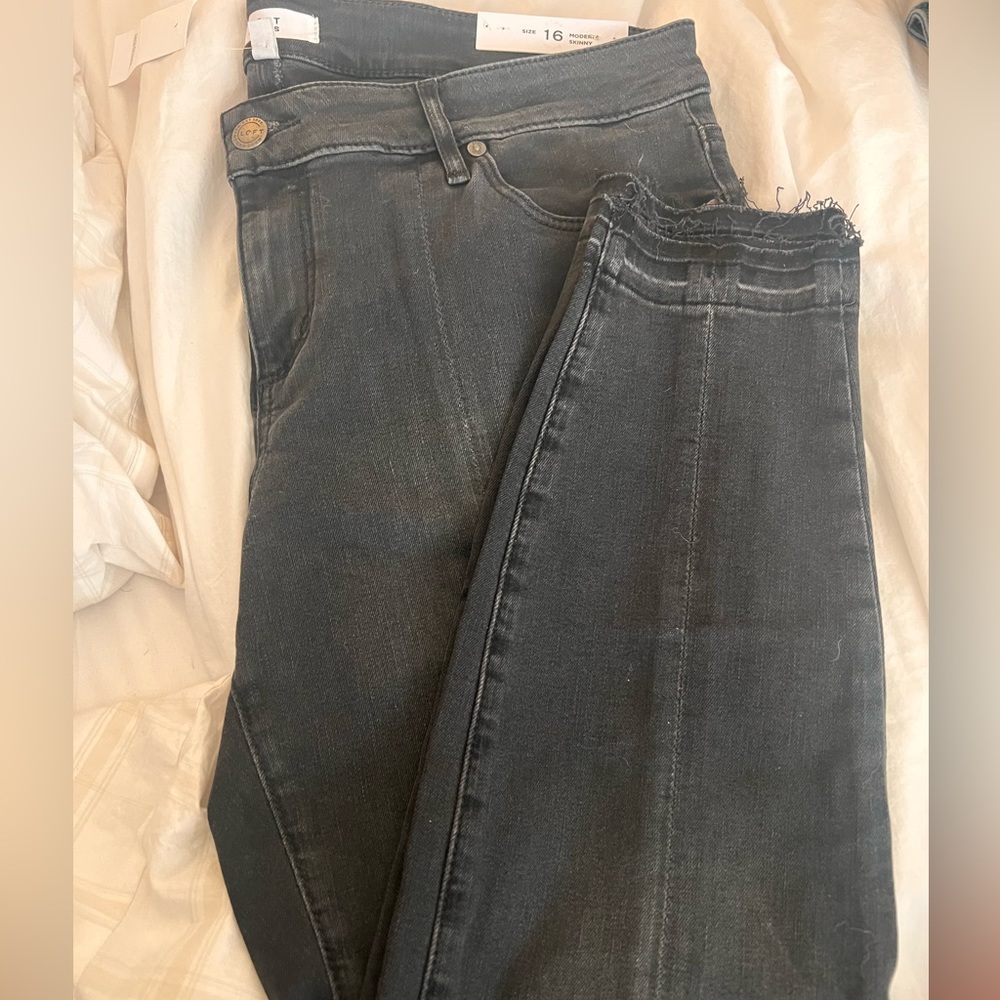 NWT Loft modern skinny washed black jeans - size 16
